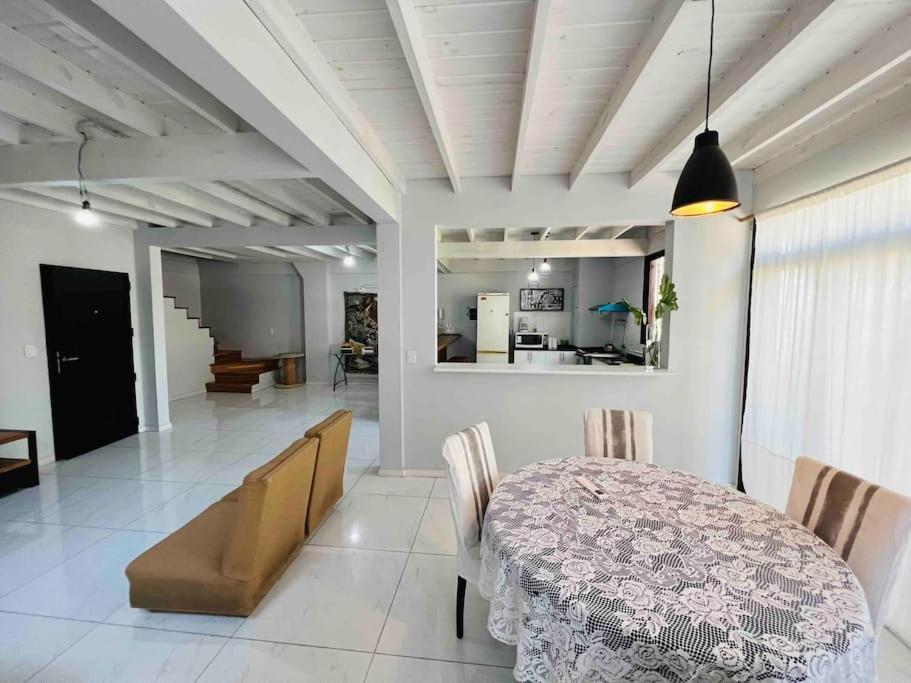 Apartment Monica's